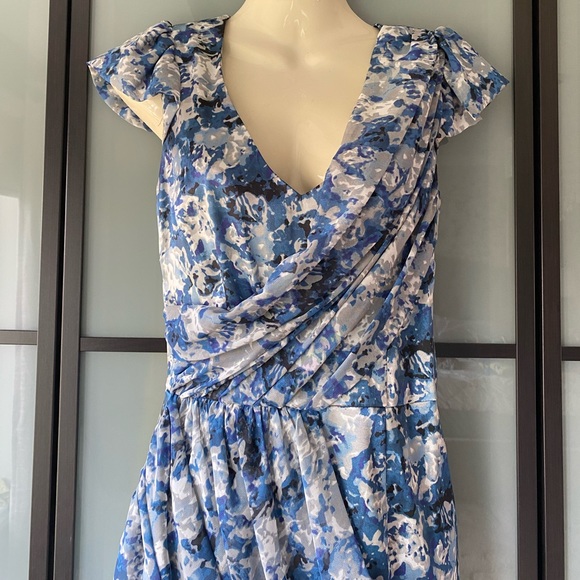 GUESS Los Angeles v-neck drape dress - Picture 2 of 14